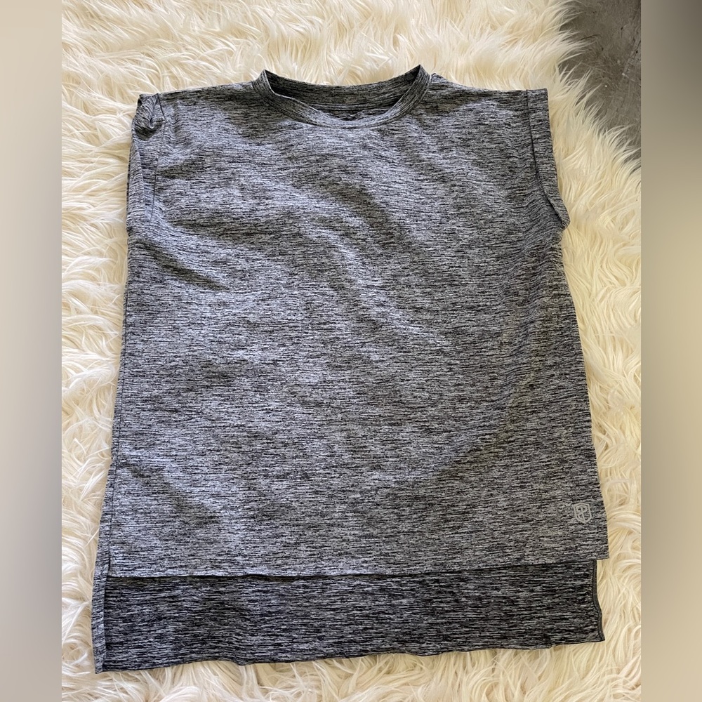 Born Primitive Captivate Muscle Tee X small gray stretch Nwot